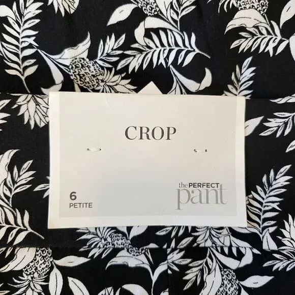 Christopher & Bank The Perfect Pant Black Pineapple Petite Cropped Pants - Picture 6 of 9
